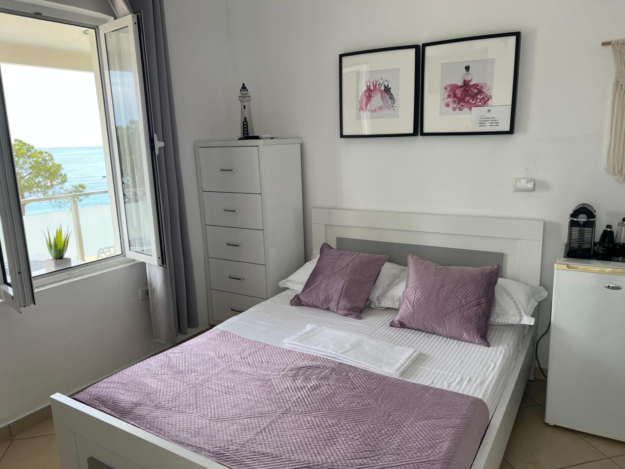 Spile Rooms Lukas Himare Exterior photo